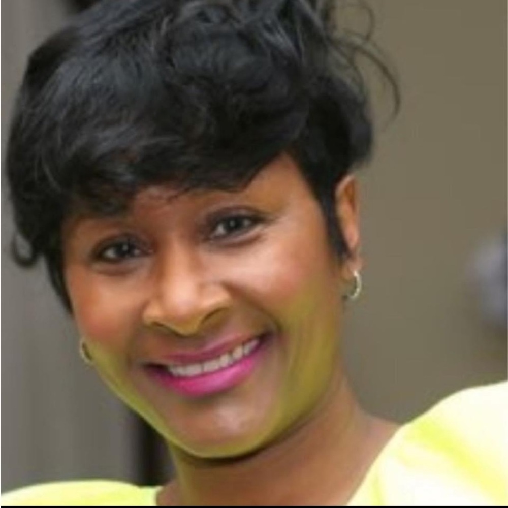 Meet your Posher, Lanita